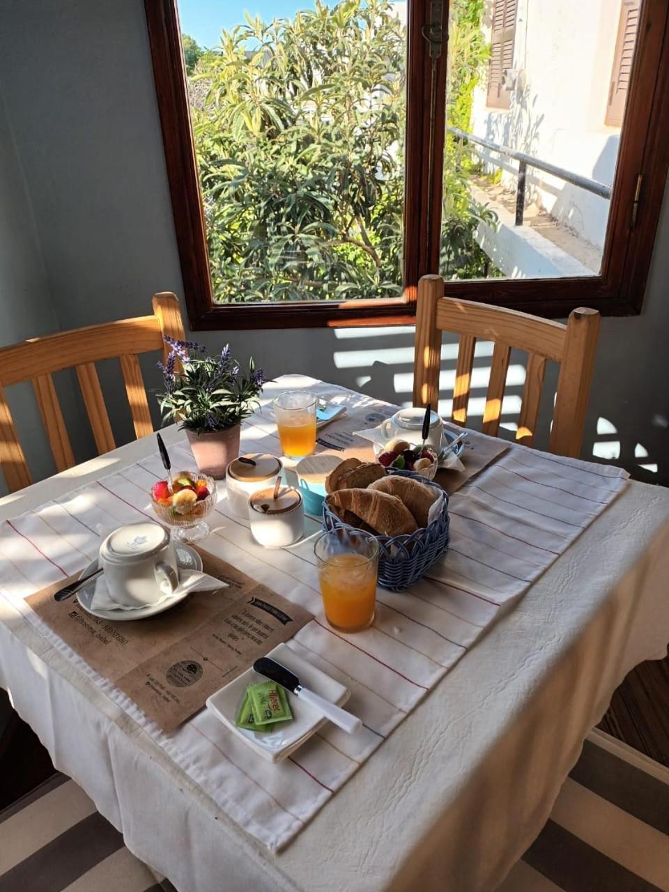 Hosteria Isabel Departamentos Y Habitaciones Con Bano Privado Лас Грутас Екстериор снимка