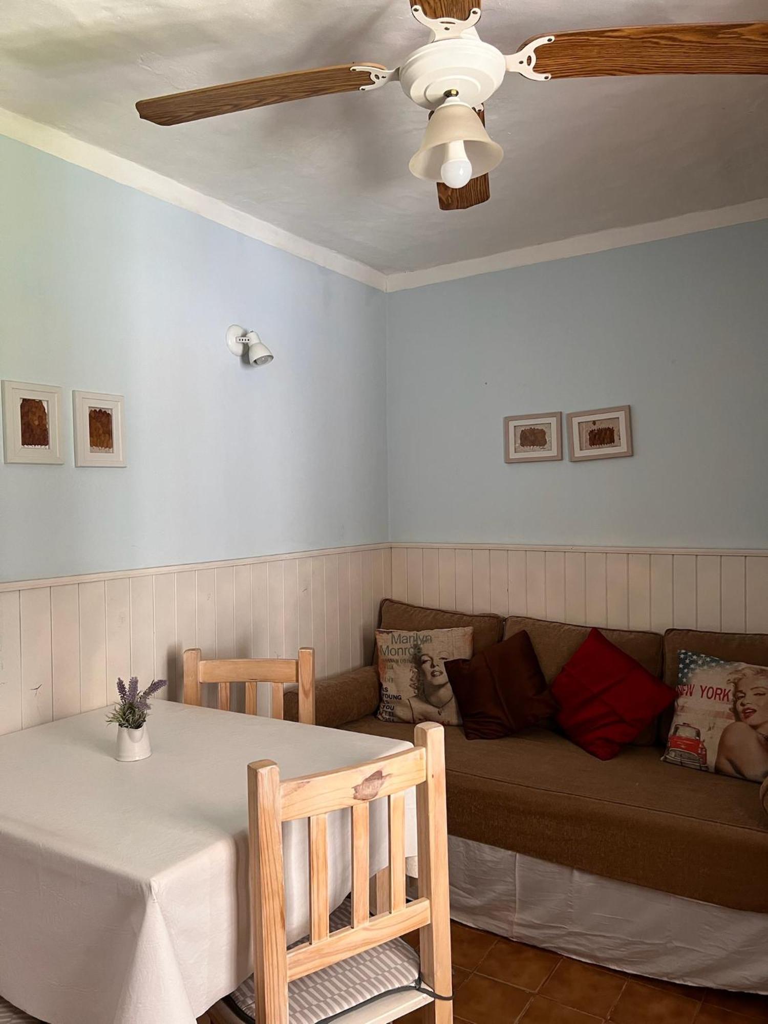 Hosteria Isabel Departamentos Y Habitaciones Con Bano Privado Лас Грутас Стая снимка