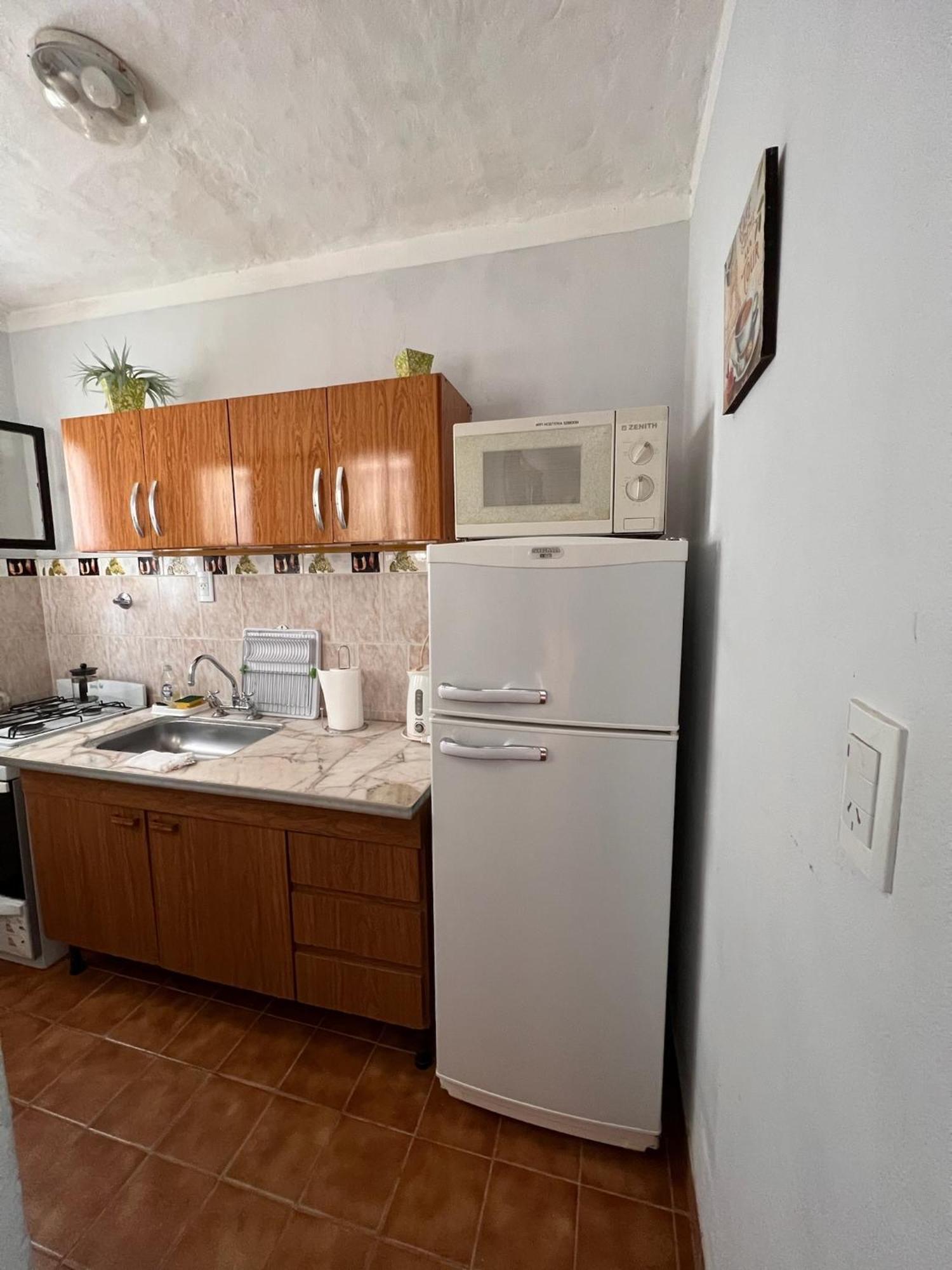 Hosteria Isabel Departamentos Y Habitaciones Con Bano Privado Лас Грутас Стая снимка